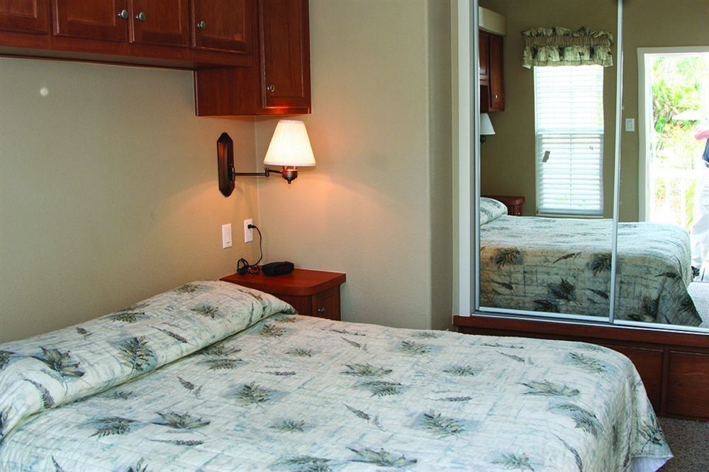 Tropical Palms Resort & Campground 키시미 외부 사진