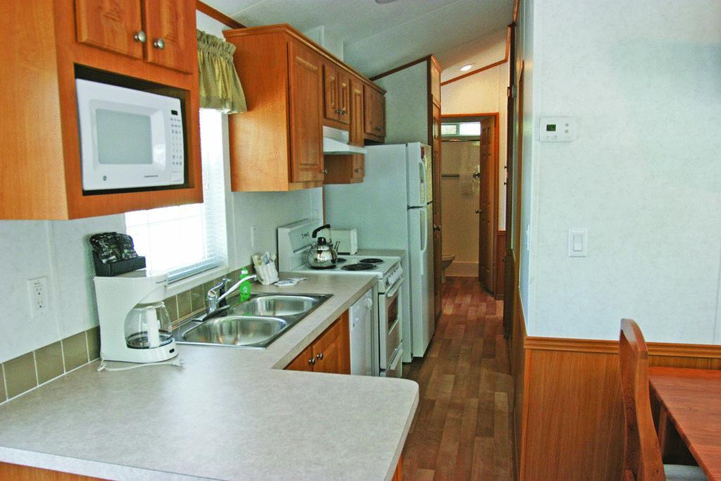 Tropical Palms Resort & Campground 키시미 외부 사진
